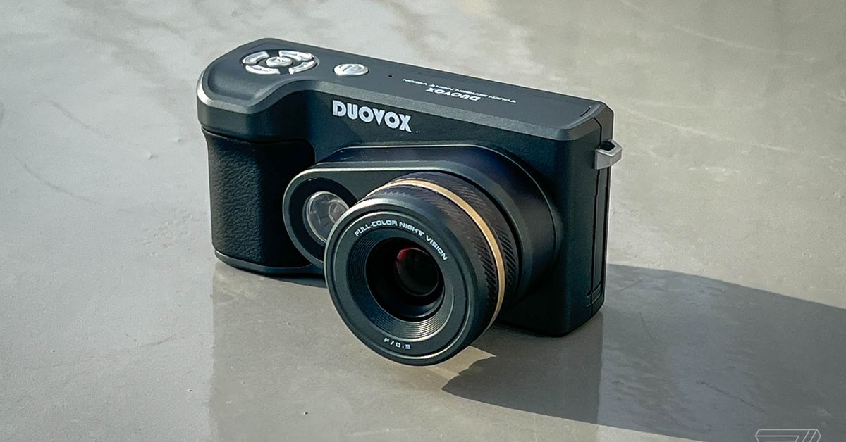 The Duovox Mate Pro is a tiny camera that truly sees in the dark