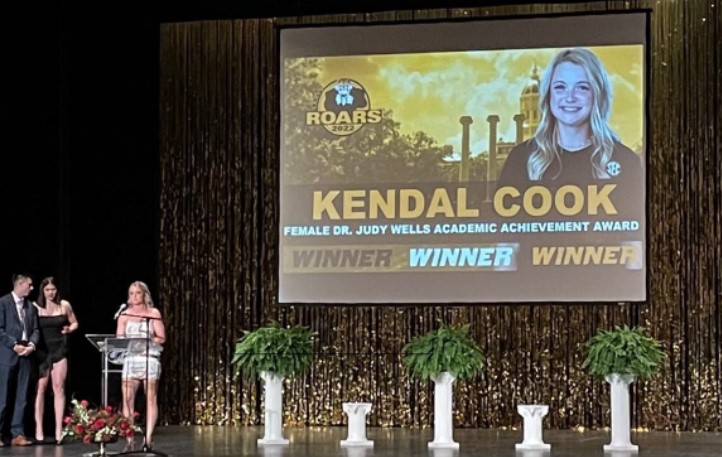 Kendal Cook earns Missouri academic achievement award