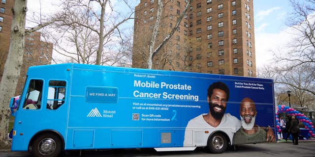 Mt. Sinai Hospital Service's new mobile cancer unit 