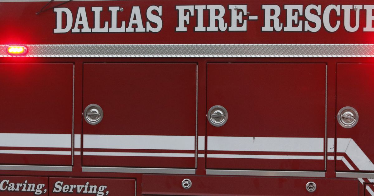 Far northeast Dallas apartment fire sends 1 person to hospital, displaces at least 20