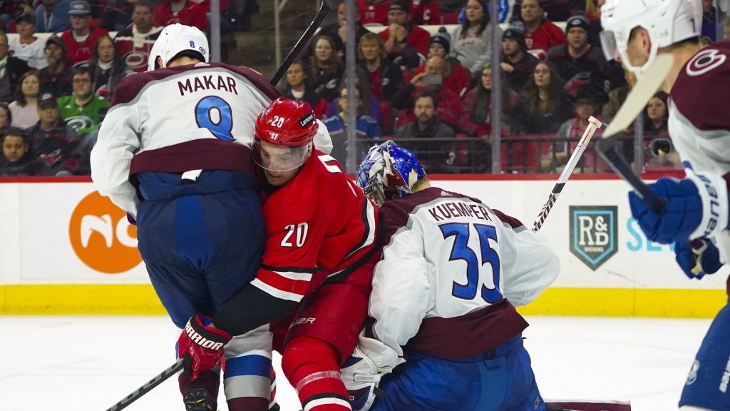 Carolina Hurricanes at Colorado Avalanche odds, picks, and predictions