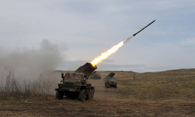 Images show Ukrainian troops fighting back against Russia as battle shifts east