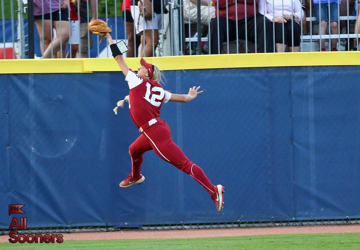 Oklahoma’s Mackenzie Donihoo ‘Doing What’s Best’ for Herself in Absence From the Team