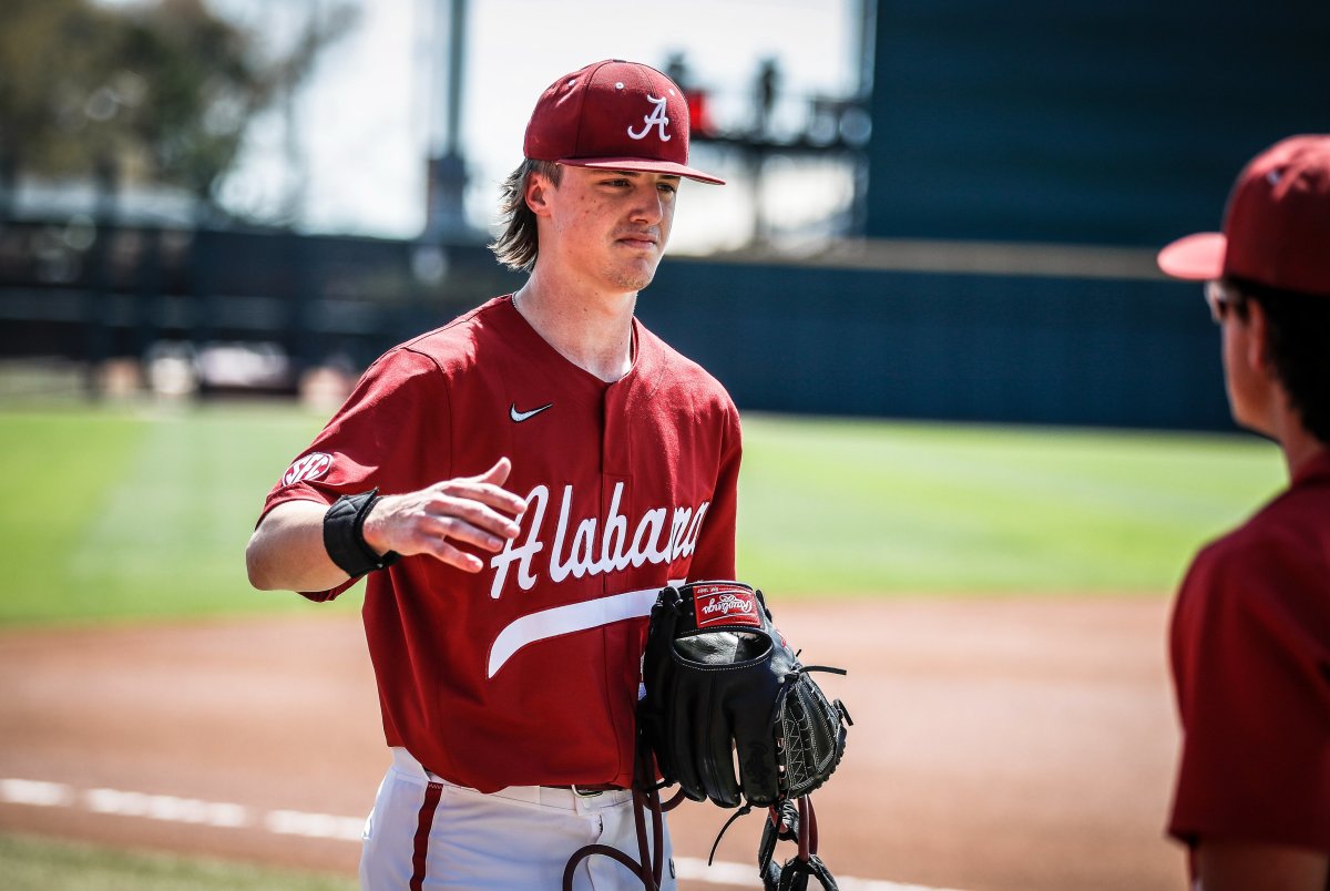 Alabama Pitching Falters in 15-4 Loss at Tennessee