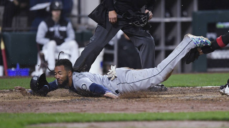 Dipoto: With J.P. and new personalities, Mariners’ clubhouse ‘a joy’