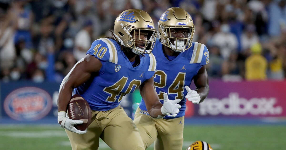 Caleb Johnson becomes 10th member of UCLA’s defense to enter transfer portal