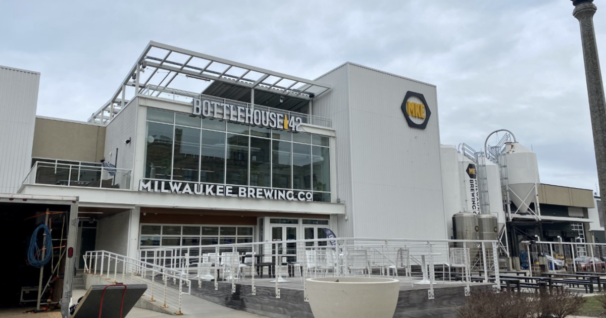 Beverage company sues Milwaukee Brewing Co. for allegedly supplying contaminated products