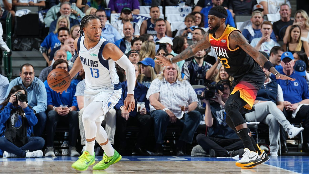 Brunson’s career night helps Mavs even series