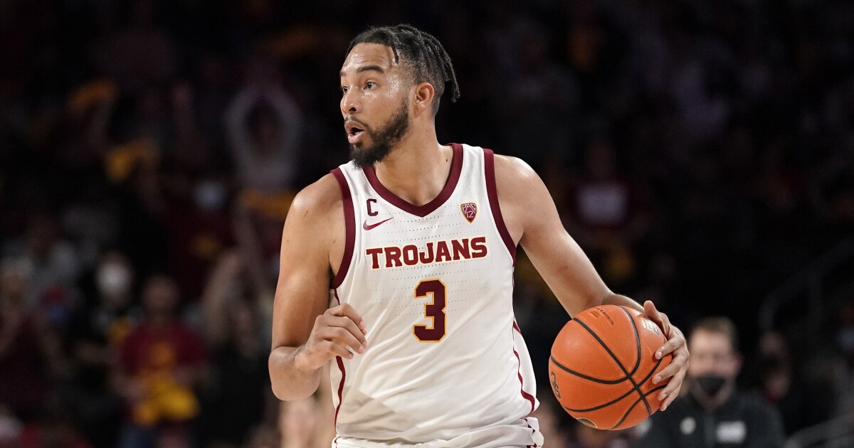 USC’s Drew Peterson, Isaiah Mobley declare intentions to enter the NBA draft