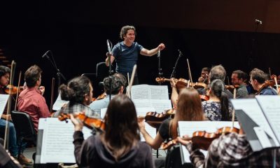 Review: Gustavo Dudamel in Venezuela makes for a riveting new documentary, “¡Viva Maestro!”