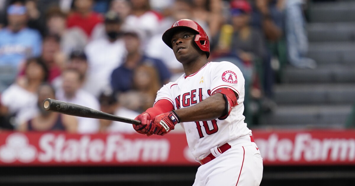 Angels parting ways with outfielder Justin Upton