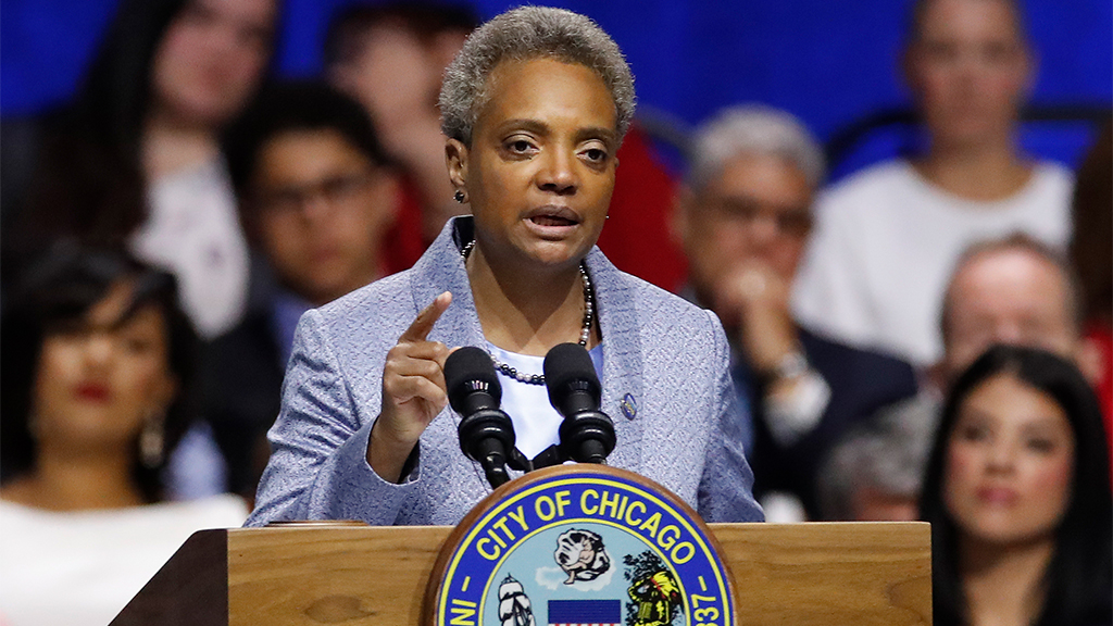 Lori Lightfoot, Kim Foxx slammed by Chicago 911 dispatcher: ‘City is done’ without a leadership change