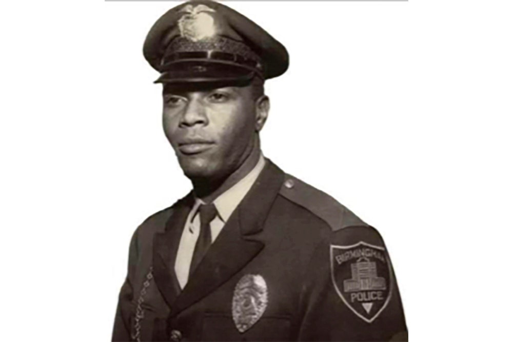 Trailblazing Birmingham police officer Leroy Stover dies at 90