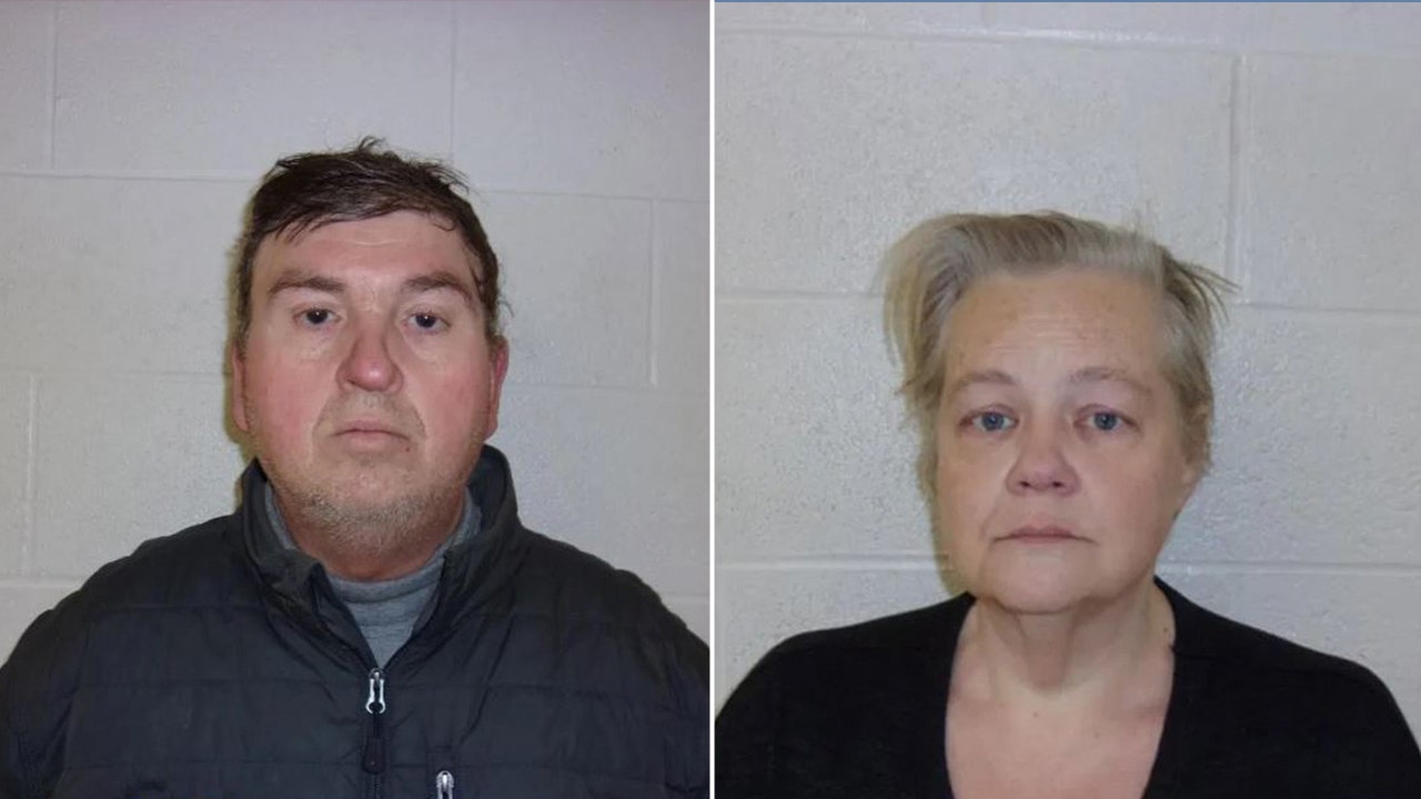 Oklahoma man claiming to be pastor and wife accused of locking children in bathroom, beating them with board