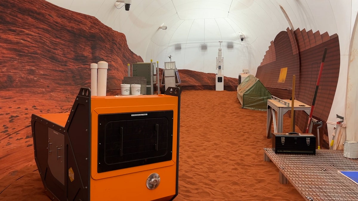 Space walk area of the Mars simulation