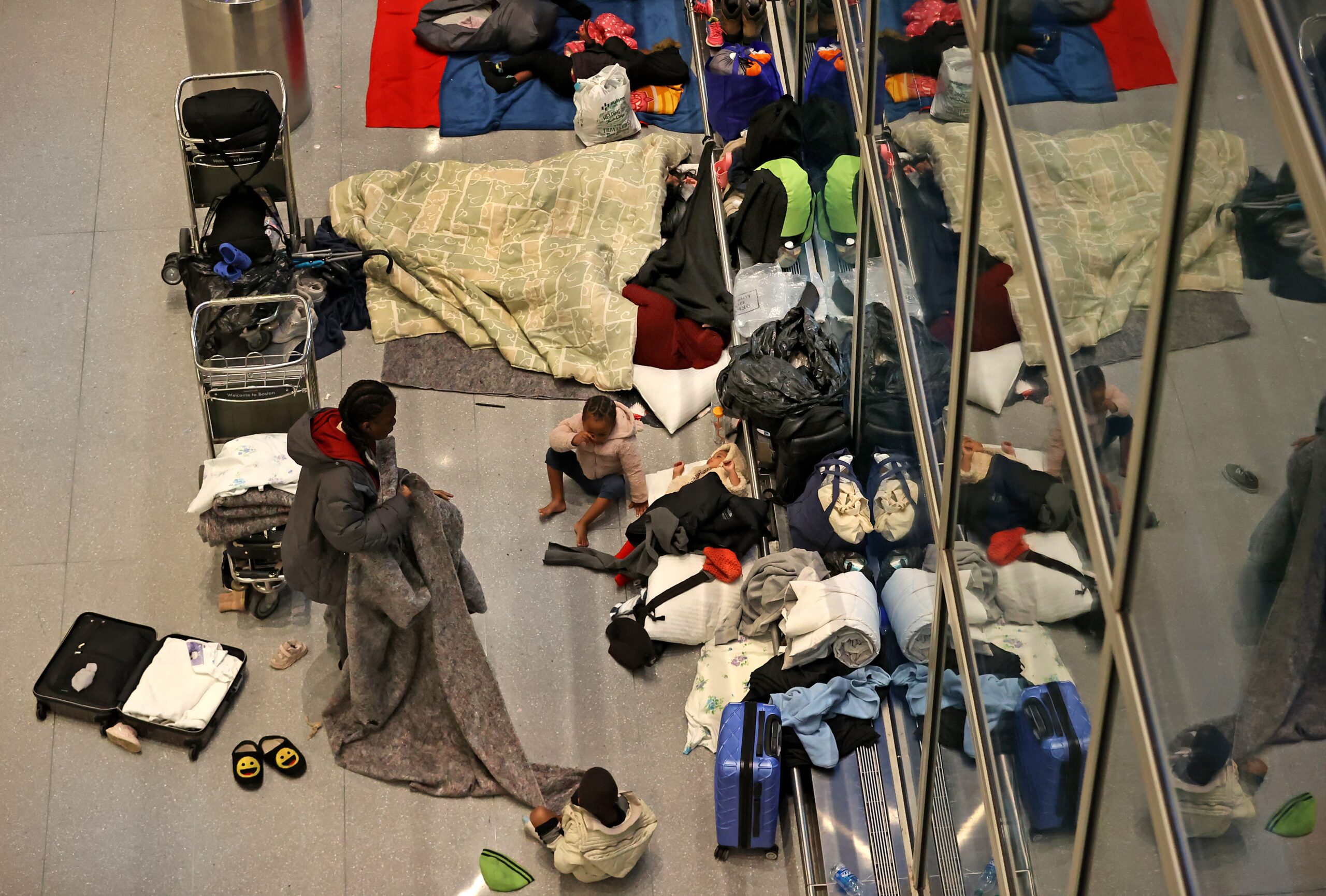 Massachusetts resident condemns right-to-shelter law turning Bay State into 'destination for migrants'