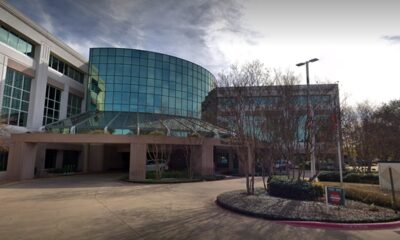 Car crashes into Texas hospital's emergency room, 1 dead, 5 injured