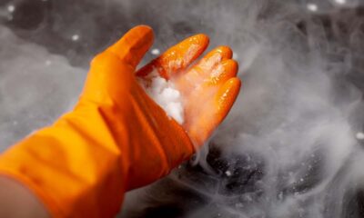 Tennessee elementary students, teacher, hospitalized after science experiment involving dry ice