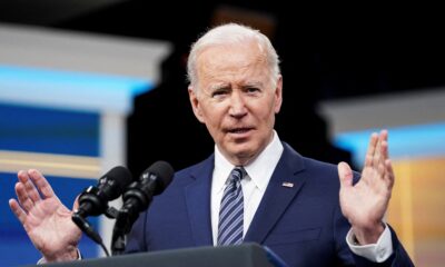 Internet erupts after Biden's team wards off press as he takes questions at campaign stop: 'This is bad'