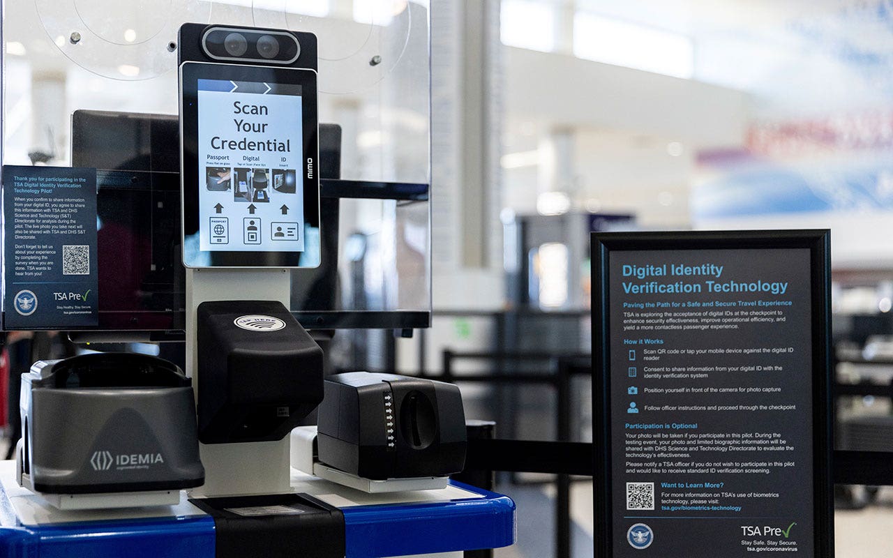 US government mandates facial recognition for migrants lacking passports to board domestic flights