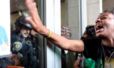 UCLA anti-Israel protesters clash with police after blocking access to campus buildings
