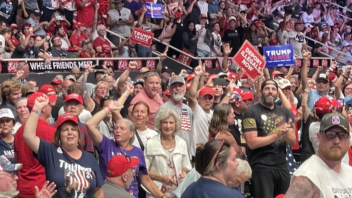Crowd at Trump rally in Charlotte, North Carolina