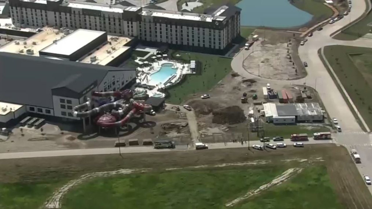 Chemical leak near Great Wolf Lodge sends 16 workers to hospital