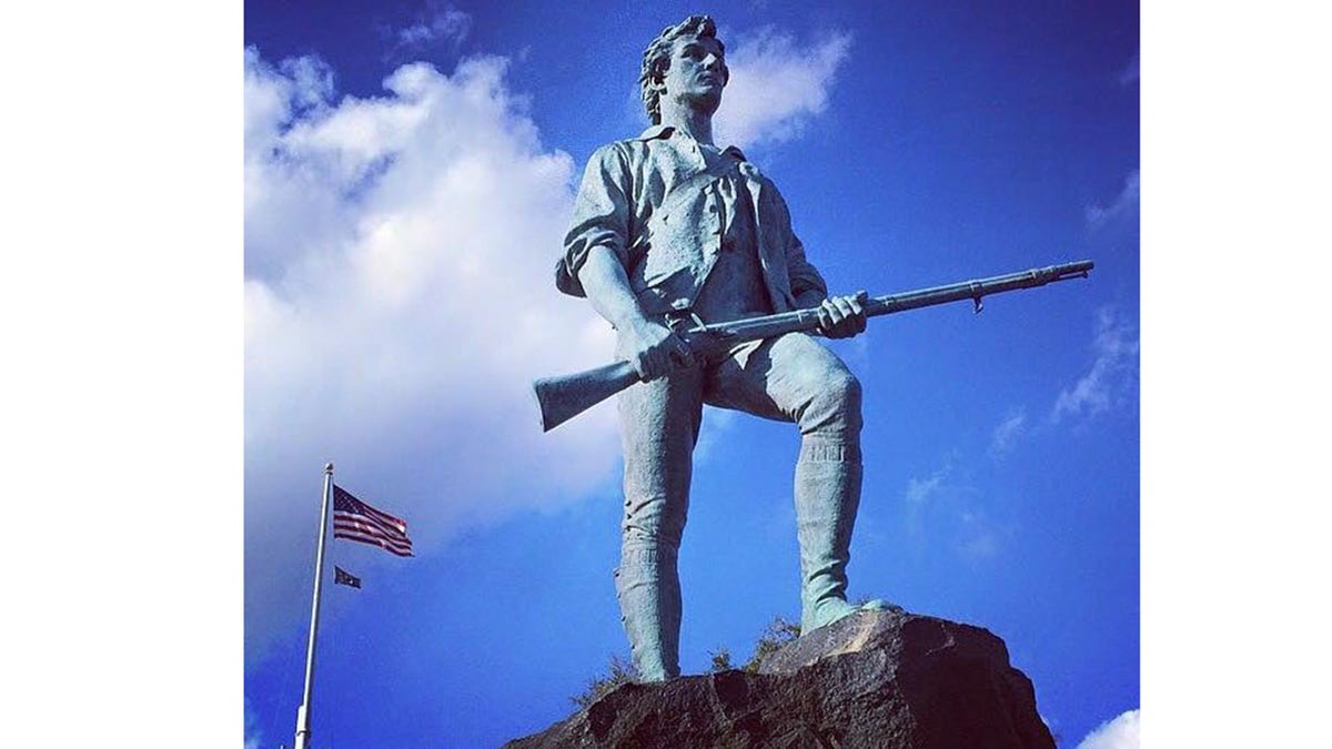 Minuteman Statue