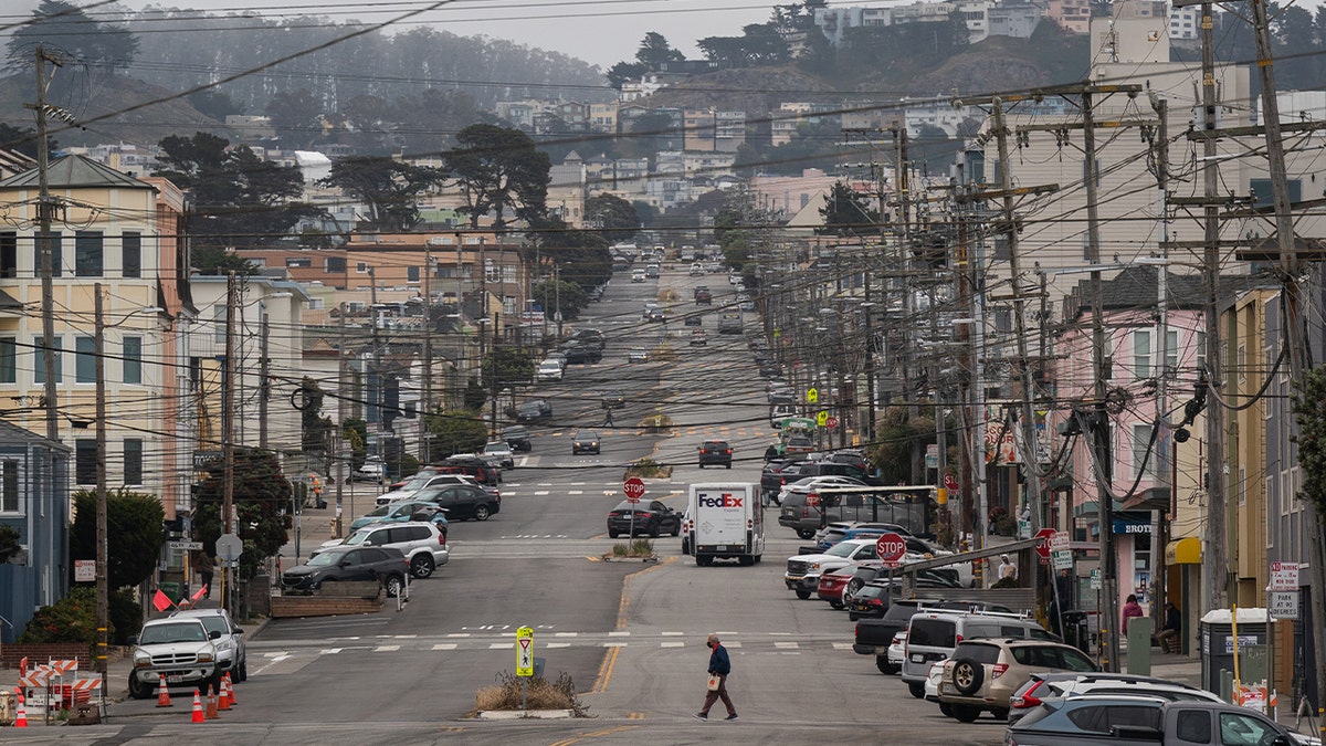 San Francisco street shown with pedestrian crossing