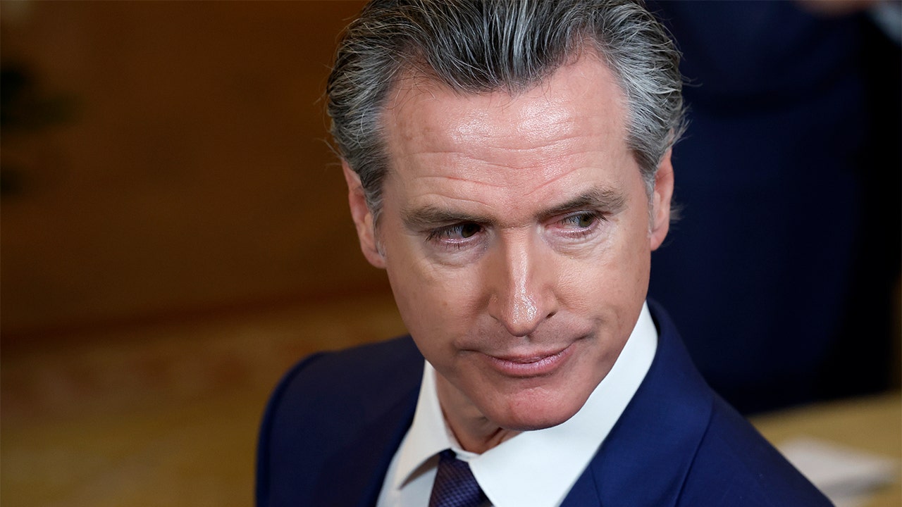 Newsom vetoes bill that would let noncitizen students work at state's public universities