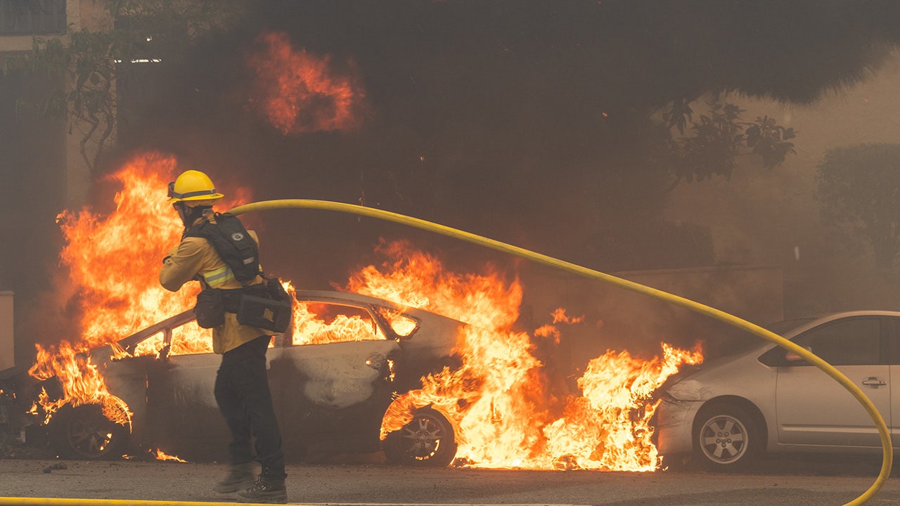 Pacific Palisades inferno forces thousands to flee California homes; Gov. Newsom declares state of emergency