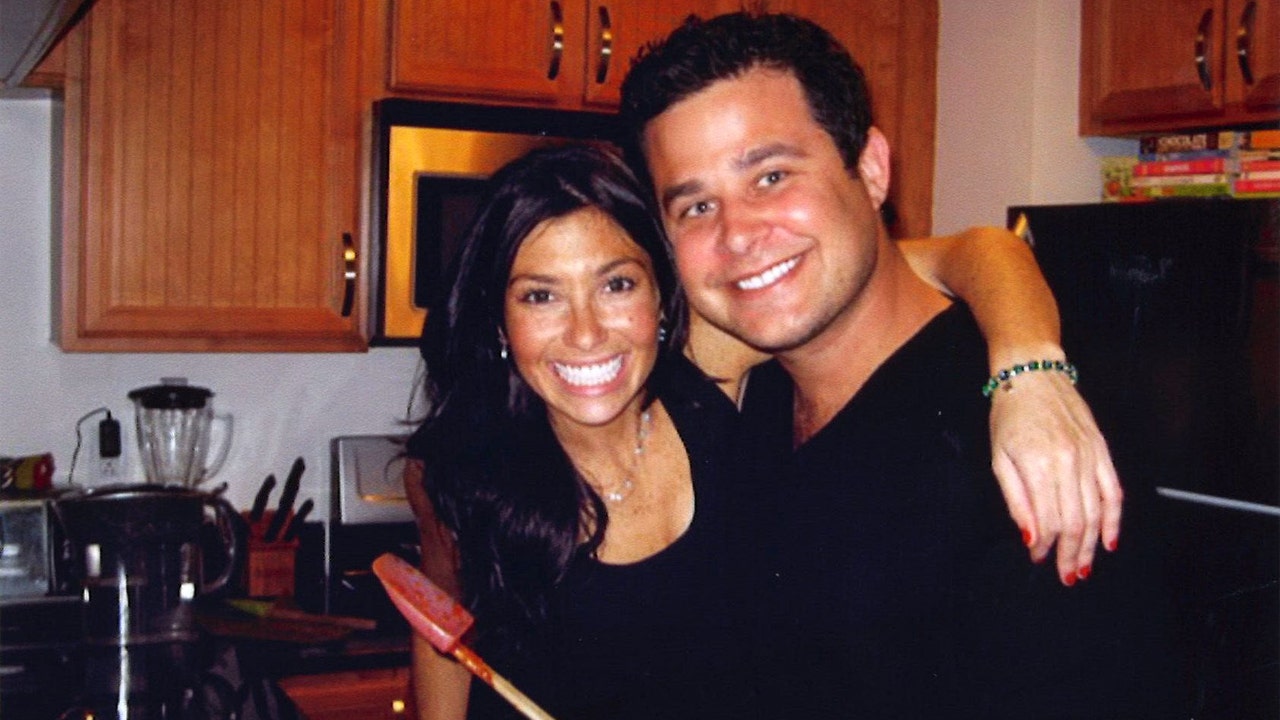 Death of teacher with 20 stab wounds to be reexamined as parents settle with city