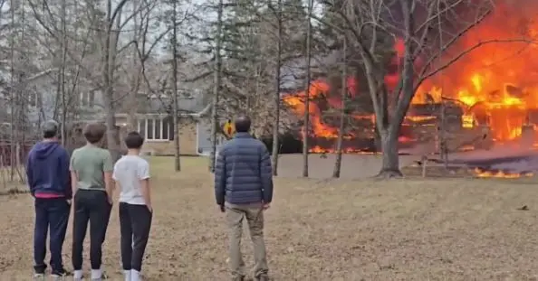 Plane crash near Minneapolis sends home up in flames with no survivors on board