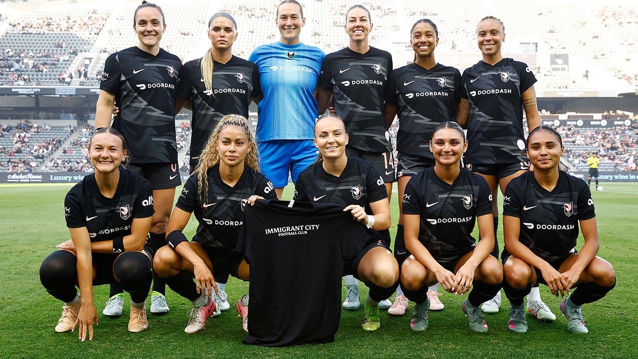 Women's soccer team dubs itself 'Immigrant City Football Club' amid anti-ICE riots in Los Angeles