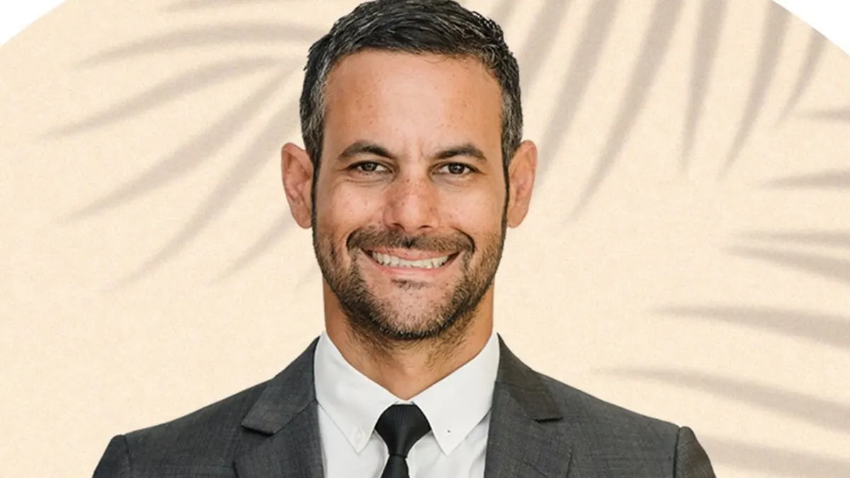 Miami Beach Commissioner Davis Suarez posing for an image.