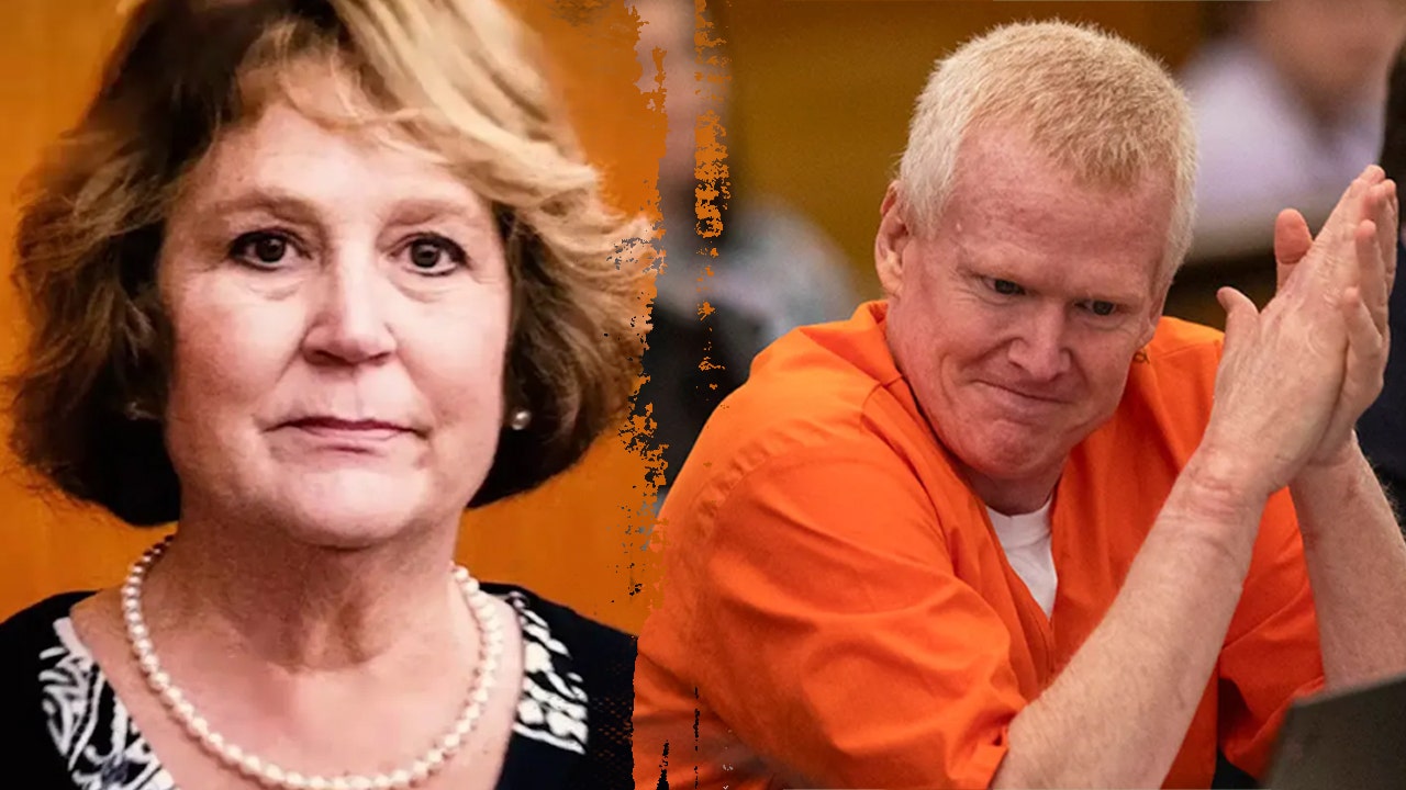 Murdaugh trial court clerk pleads guilty to showing sealed crime scene photos to photographer