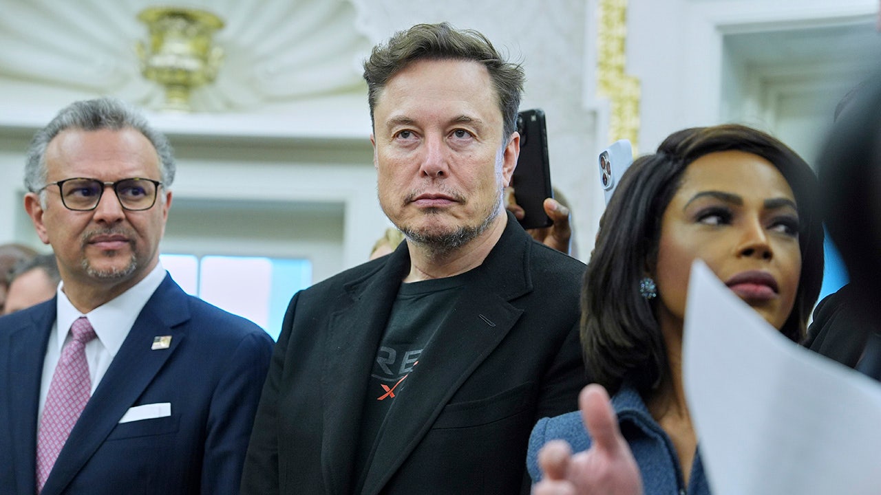 Elon Musk declares ‘war’ over perceived death threat by Somali TikToker