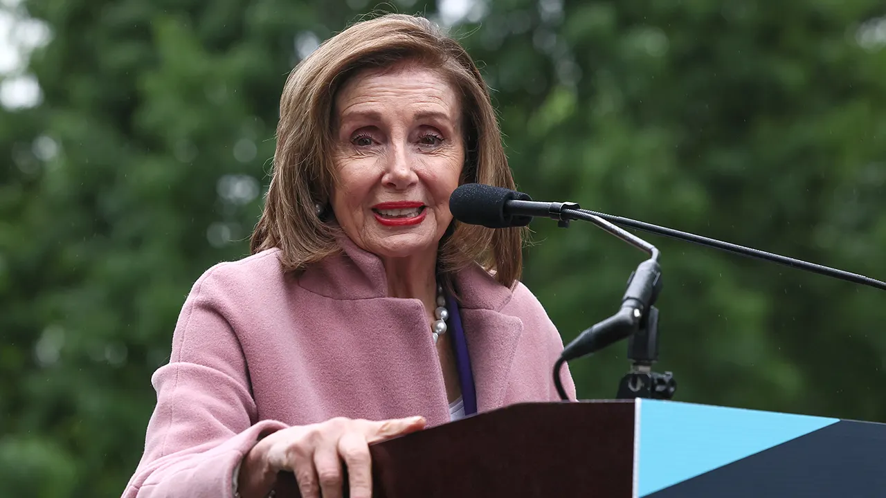 Pelosi endorses JFK’s grandson in Democratic House primary