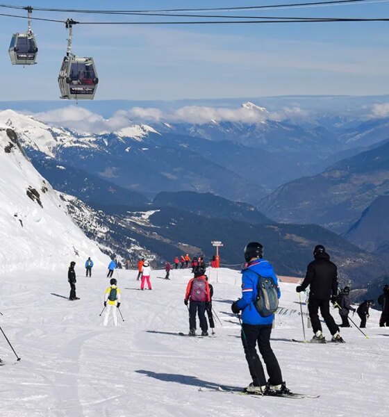 Nearly 70 skiers stranded in midair for hours after gondola malfunctions at popular resort